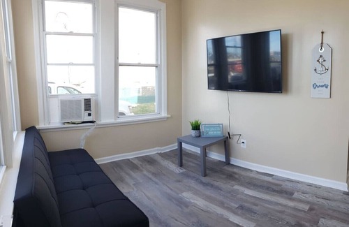 Cape May - Wildwood Apartment | 1 bedroom, Walk to Beach & Boardwalk (1L)