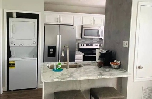 Orlando Apartment | 1 bedroom with pool! in Avalon Park Orlando