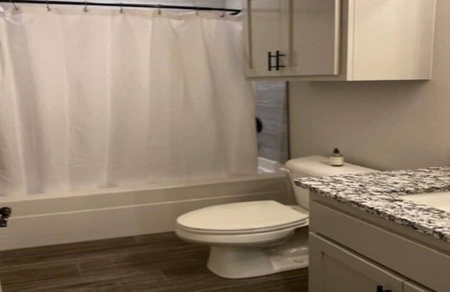Bentonville Apartment | 1 BR,1BA room with private entrance $25 cleaning fee!