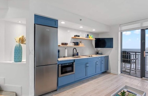 Ash Condo | 1 BR Modern Oceanfront Condo - Premier Location + Amazing Views!