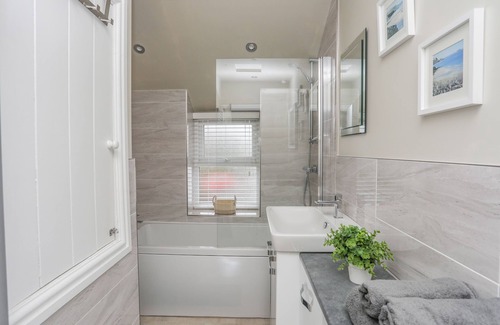 Dwygyfylchi House | 1 BRONRALLT, pet friendly, character holiday cottage in Conwy