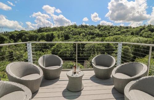 Amroth House | 1 Bryn Beudy