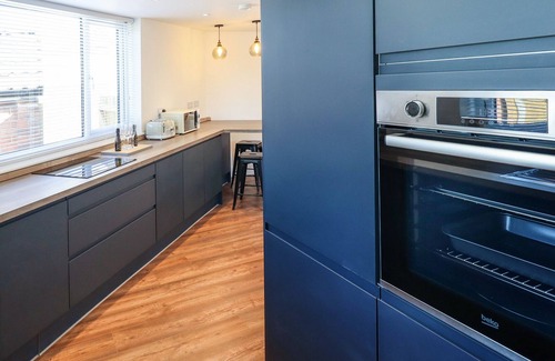 Withernsea House | 1 CHESTNUT GROVE, pet friendly, country holiday cottage in Withernsea