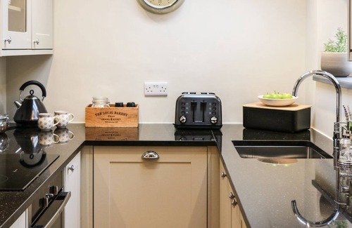 Belstone Cottage | 1 CHURCH COTTAGES, pet friendly, luxury holiday cottage in Okehampton