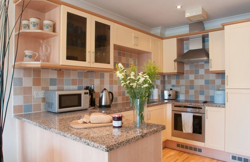 Kingsbridge House | 1 Crabshell Quay
