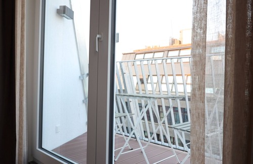 Ludwigsvorstadt-Kliniken Apartment | 1 Doppelbett Zimmer 19