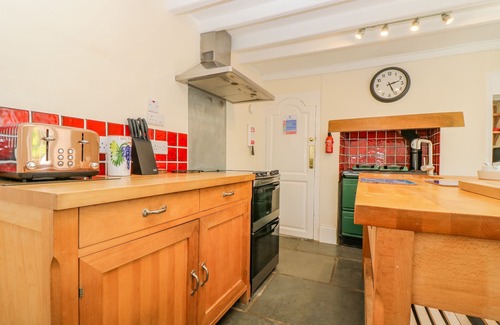 Portscatho Cottage | 1 DORMER VILLAS, pet friendly, country holiday cottage in Portscatho