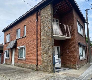 Belhez Apartment | 1-E Bel appart spacieux climatisé parking privé gratuit sur demande