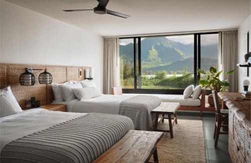 Princeville Resort | 1 Hotel Hanalei Bay