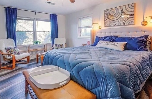 Monticello House | 1 hr from Atlanta! Park like property with private dock, bring your boat.