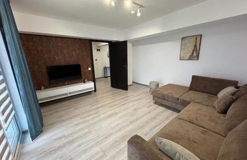 Craiova Apartment | 1 Mai - Luxury Park Apartments - Self check-in - Private parking 3