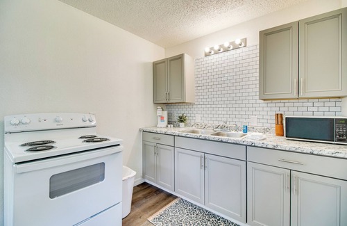 Sallisaw Cottage | < 1 Mi to Cherokee Casino Sallisaw! Home Near I-40