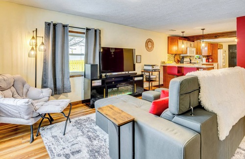 Bloomington House | 1 Mi to IU: Hoosier Home w/Fire Pit & Fenced Yard
