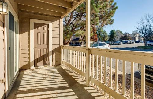 Englewood Apartment | 1 Mi to Light Rail Englewood Condo with Pool Access