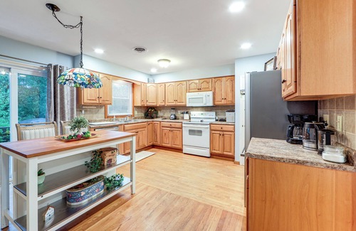 Cherry Valley House | < 1 Mi to Main St: Rural Gem in Cherry Valley