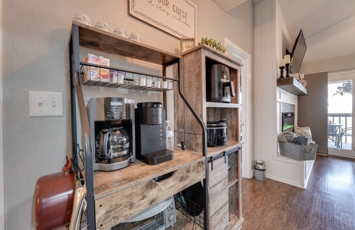 Notch Estates Condo | 1 Mi to Silver Dollar City: Branson West Condo