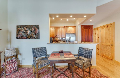 Angel Fire Condo | 1 Mi to Skiing: Mtn-View Condo in Angel Fire!