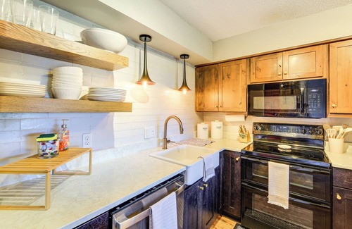 Sugar Mountain Condo | 1 Mi to Slopes! Sugar Mountain Retreat w/Views