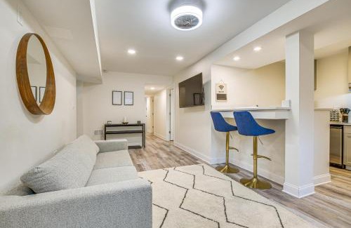 Grand Boulevard Apartment | 1 Mi to University of Chicago Urban Escape!