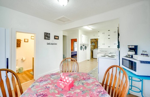 Farnam House | < 1 Mi to Vineyard: Historic Farnam Home!