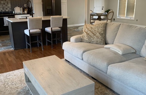 Augusta House | 1 Mile Augusta National- 4 minute Drive, 1 Mile to Berkmans Entrance