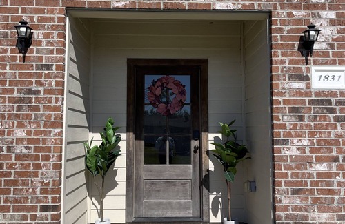 Lake Charles House | ⭐️ 1 mile from Casinos ⭐️ Spacious and updated townhome