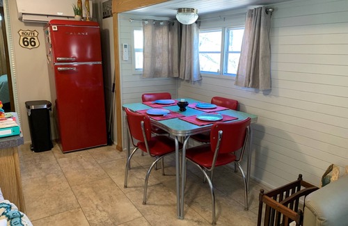 Omaha Cabin | 1 min to Cricket Marina! Vintage Vibes & Modern Amenities. Branson & Buffalo
