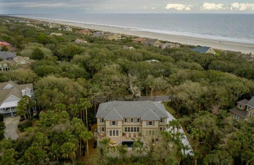 Vanderhorst Plantation House | 1 Nicklaus Lane by Akers Ellis Rentals