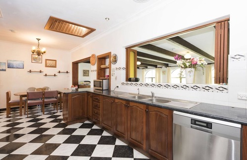 Central Mudgee House | 1 Redbank- Self contained house near a Golf Course