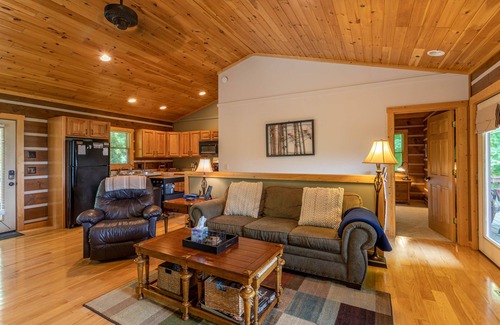 Todd Cabin | 1 Relaxing Place - Quaint cottage, great mountain view, hot tub, and fire pit! Private!