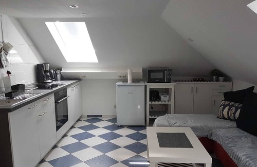 Neu-Daxlanden Bed & Breakfast | 1 room in apartment Karlsruhe/Daxlanden