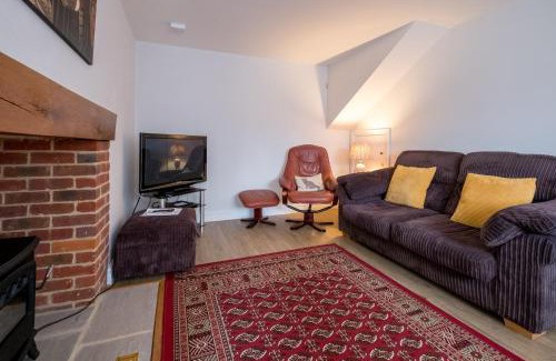 Saxmundham House | 1 Roseanna Cottage, Middleton - Aldeburgh Coastal Cottages