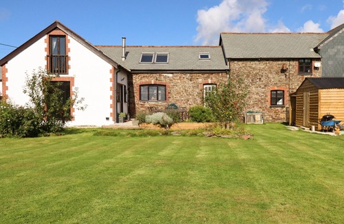 Stibb Cottage | 1 STIBB BARNS, pet friendly, luxury holiday cottage in Kilkhampton