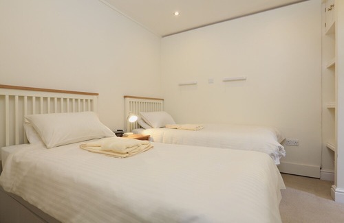 Salcombe Cottage | 1 The Salcombe, SALCOMBE