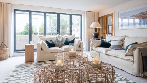 Salcombe House | 1 The Strand