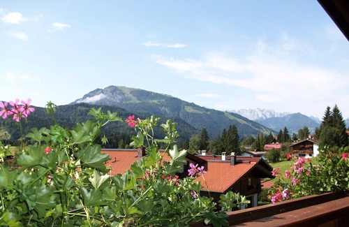 Reit im Winkl Apartment | (1) Zwei-Raum-Ferienwohnung 42qm, Dusche/WC, Küche, Balkon