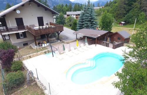 Saint-Leger-les-Melezes Apartment | 10-BED APARTMENT ON THE SKI SLOPES