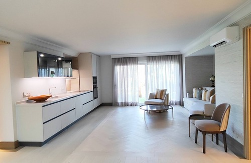 New Golden Mile House | 10 Bedroom Palace Huge Garden, Sea View!