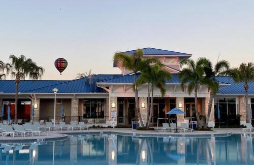 Davenport House | 10 Bedrooms 8 Bathrooms Windsor Island 2286Lc