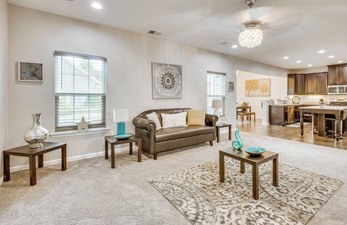 Chesapeake House | 10 Mi to Norfolk: Chesapeake Haven w/Yard!