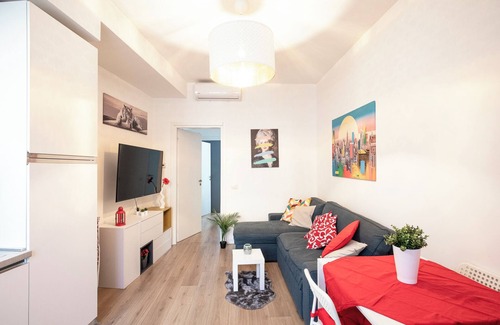 Ripamonti Corvetto Apartment | 10 min Duomo Flat up to 4 [Bocconi, Porta Romana, Fondazione Prada, Linate]