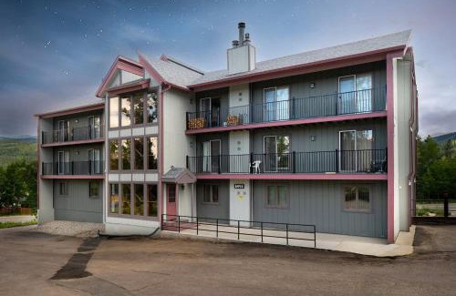 Winter Park House | 10 Min To Resort! Amazing Views & Sauna!