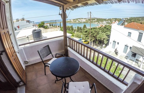 Ydrousa Apartment | 10 minutes from the centre