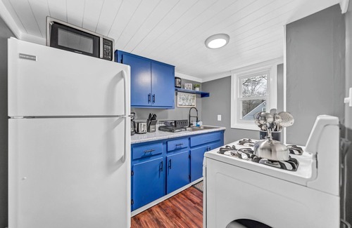 Athol Springs Apartment | 10 minutes to Bills Stadium + Free Parking