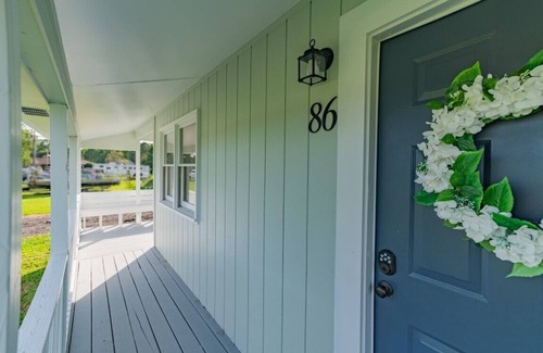 Wanchese Cottage | 10 Minutes to Manteo and 10 minutes to the beaches of Nags Head!