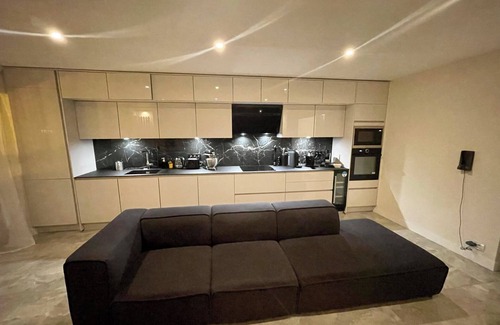 Riou - Petit Juas - Av de Grasse Apartment | 10 mm à Pied de la Croisette et des Plages ! Appartement 4p 75 m2