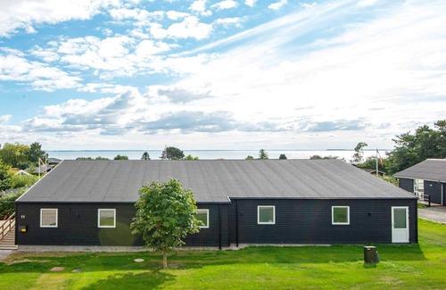 Bjert House | 10 person holiday home in Bjert