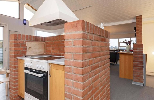 Floutrup House | 10 person holiday home in Roslev