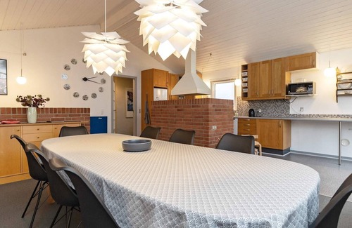 Floutrup House | 10 person holiday home in Roslev