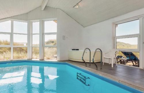 Grønhøj House | 10 person holiday home in Løkken